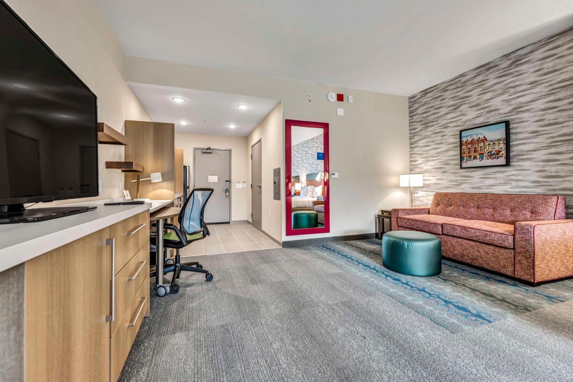 Home2 By Hilton West Lenovo Center Hotel Raleigh