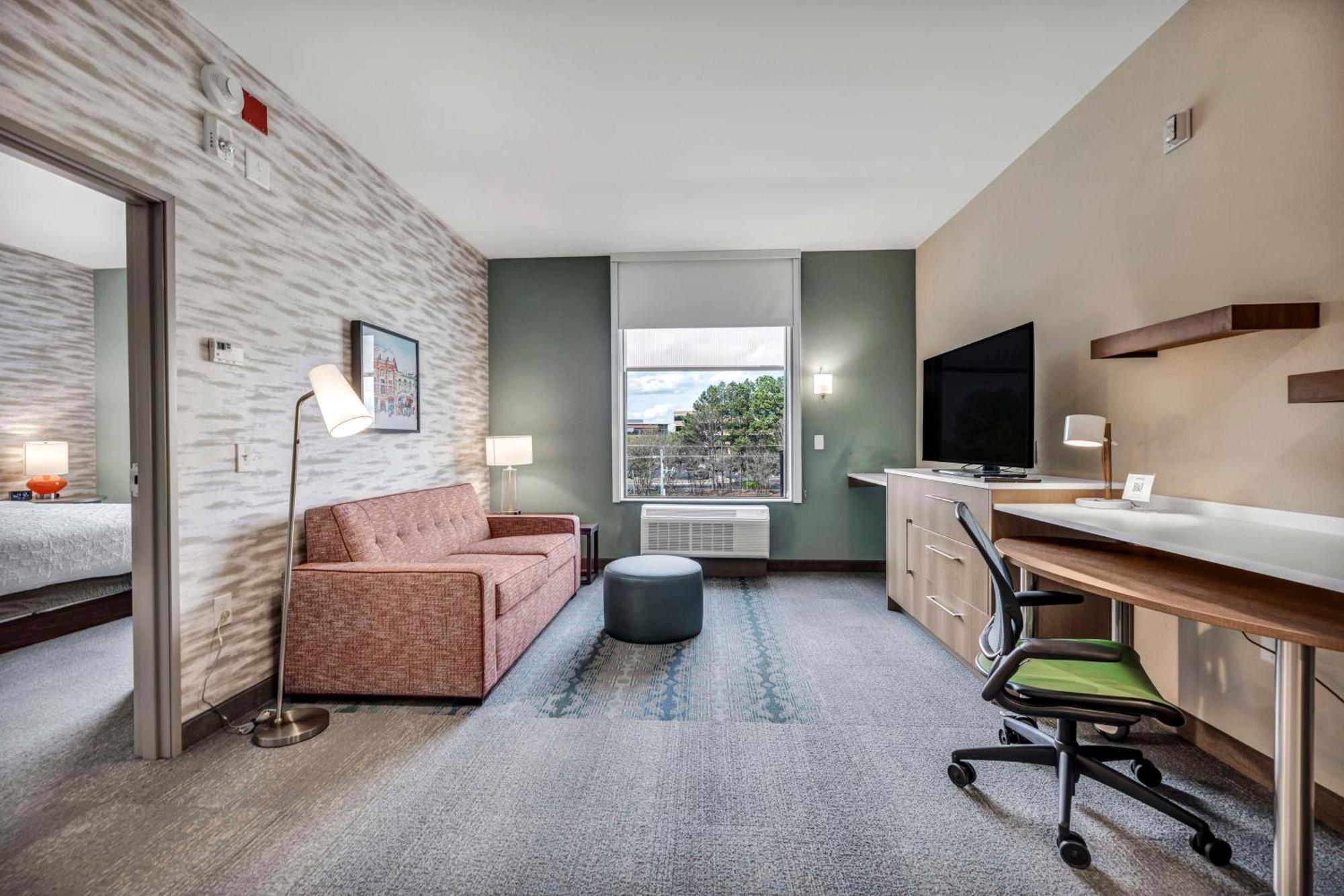 Home2 By Hilton West Lenovo Center Raleigh