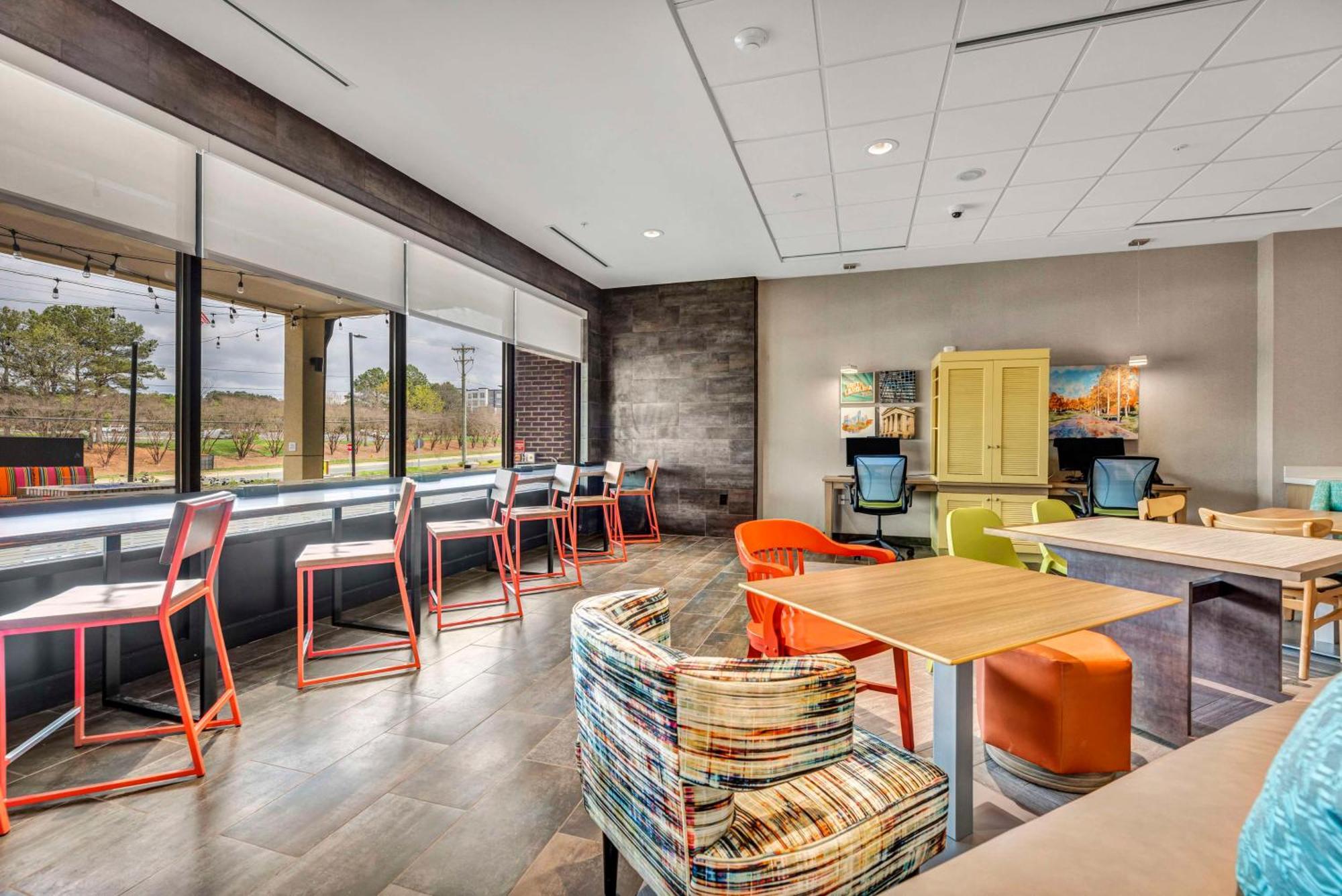 Home2 By Hilton West Lenovo Center 3*