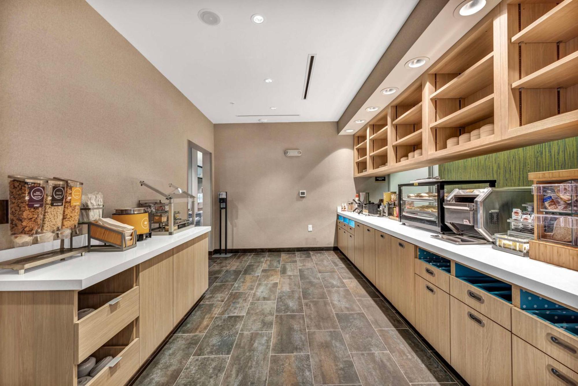 Hotel Home2 By Hilton West Lenovo Center Raleigh